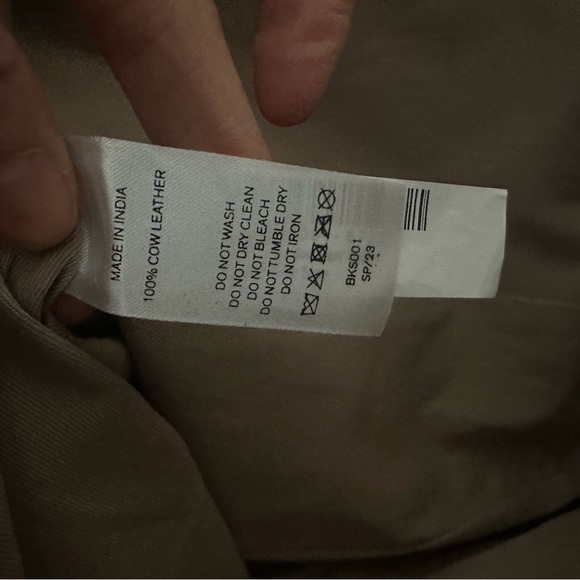 Quince | Italian Leather Tote - Picture 8 of 12